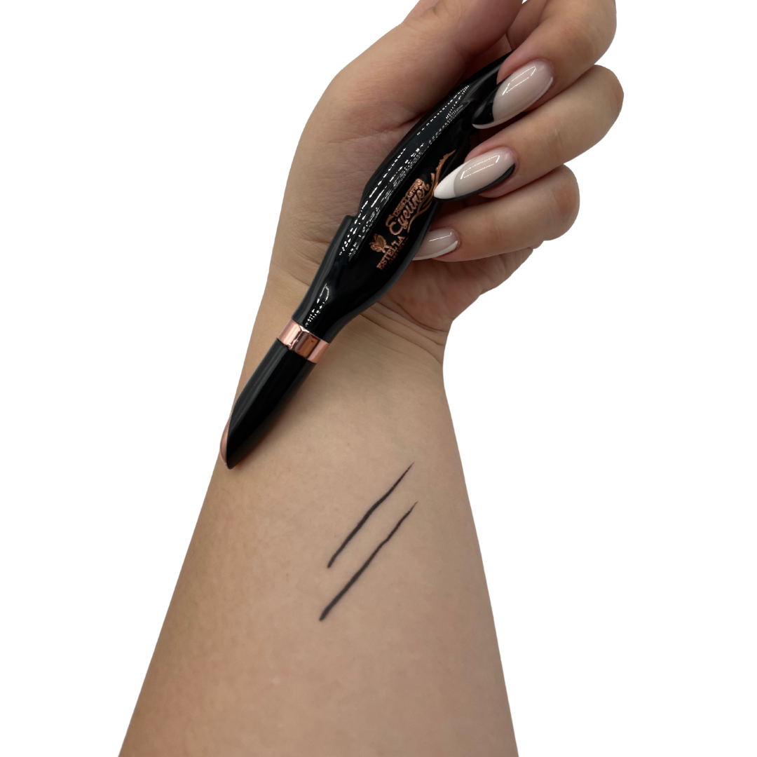 Estella Eyeliner