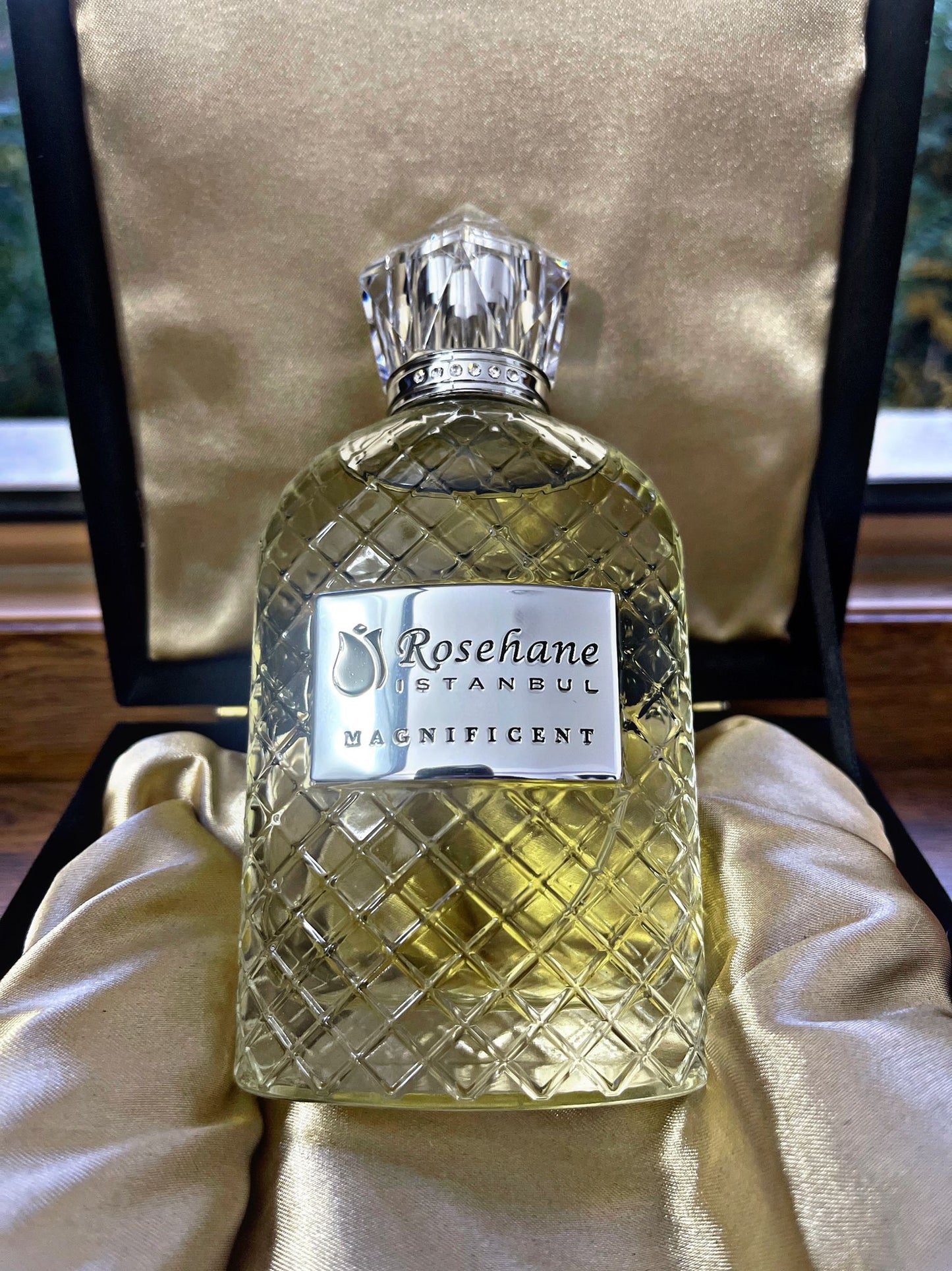 MAGNEFICIENT ROSEHANE VIP ROYAL KOBYPALACE 100ML